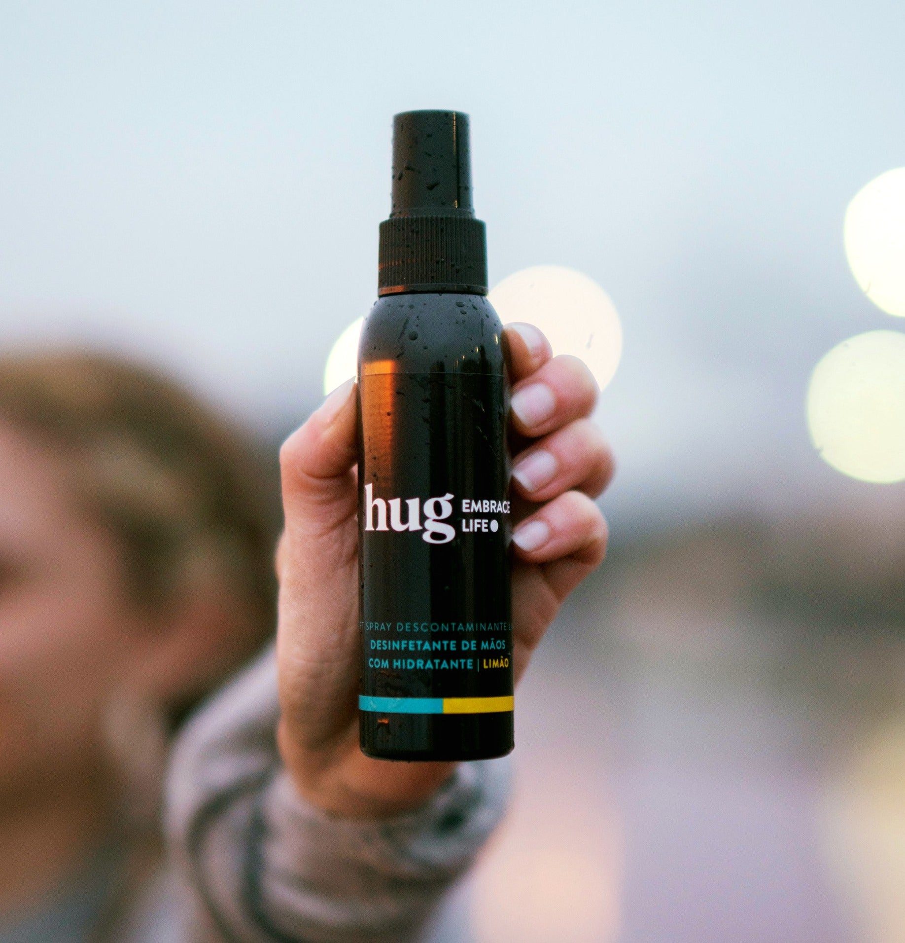 Desinfetante de Mãos em Spray com Hidratante Aroma a Limão - HUG - Embrace Life ●